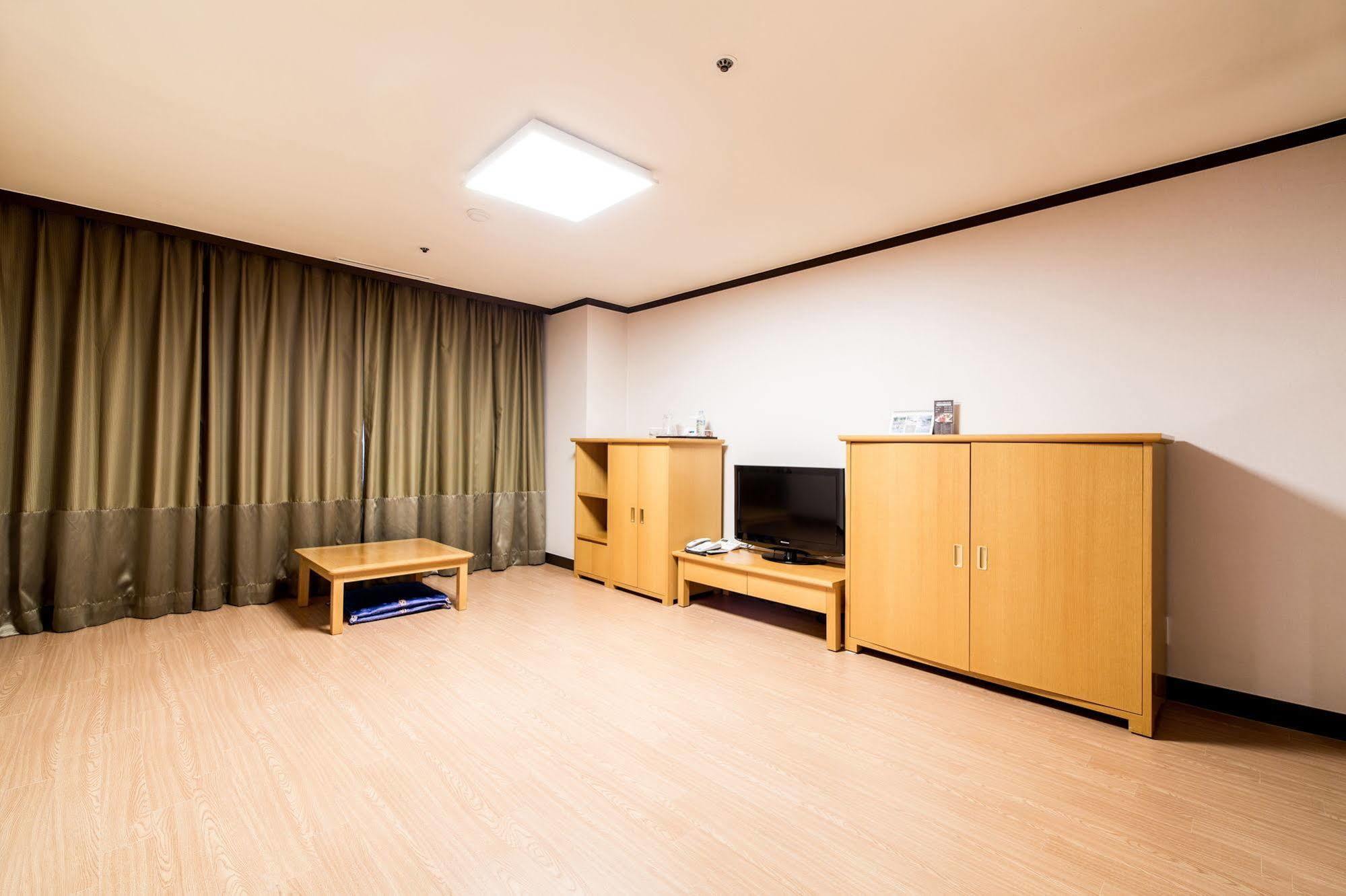 Hotel Miranda Ičchon Exteriér fotografie